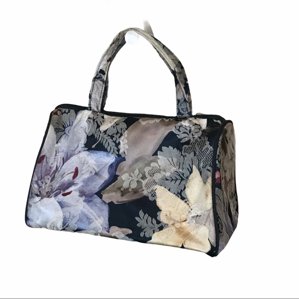 Fugi cosmetic case